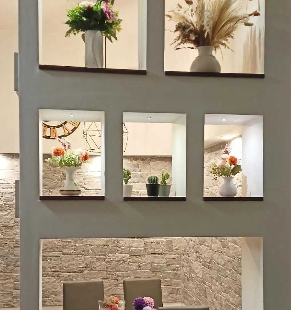 Viale Dei Re Di Roma Apartment 0*, Rome