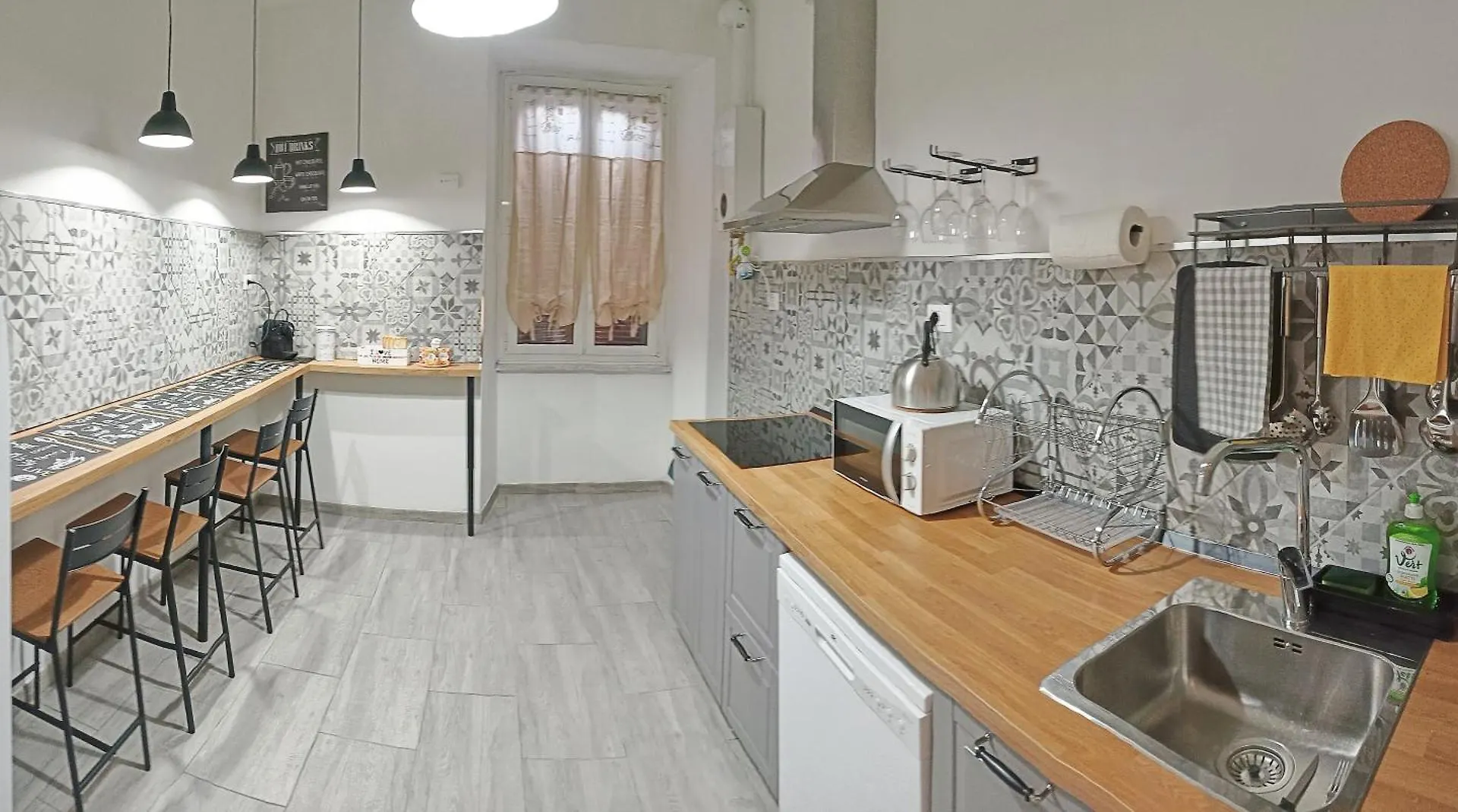 Viale Dei Re Di Roma Apartment  Rome